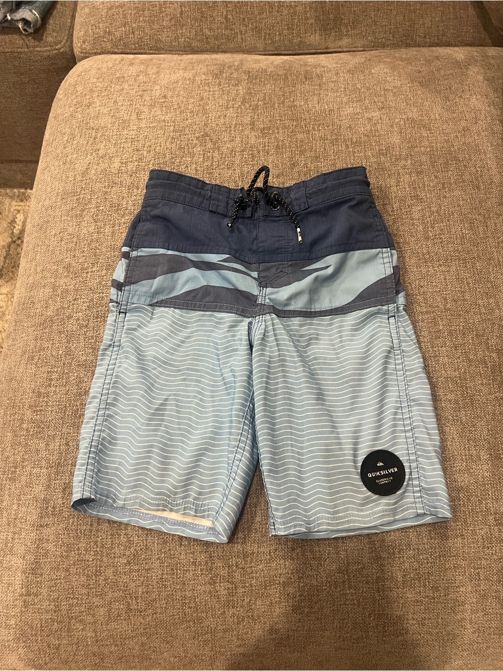 Quiksilver Navy and Light Blue Wave-Striped Boardshorts